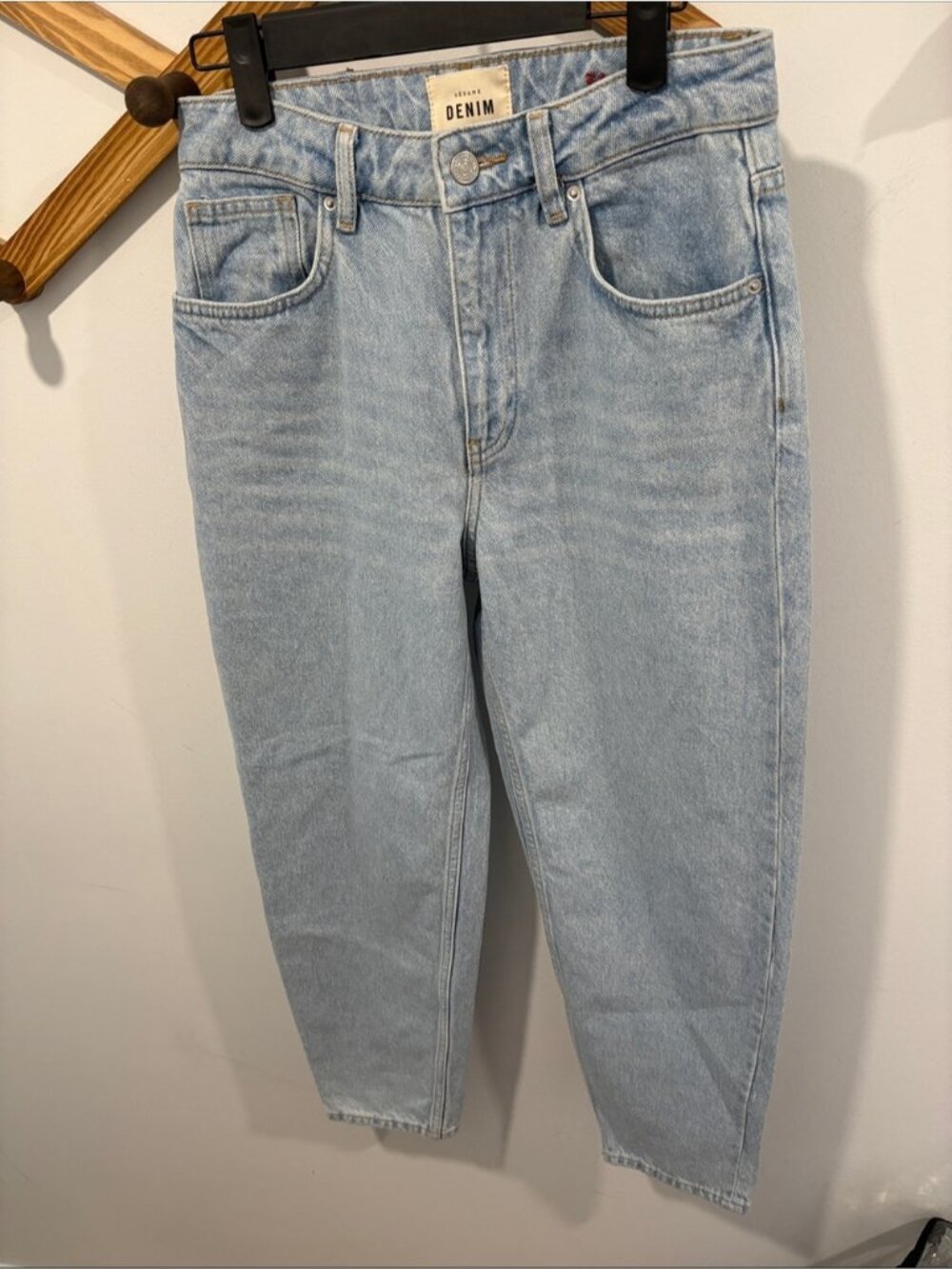 SEZANE - LE MUM JEAN - never worn - size 4